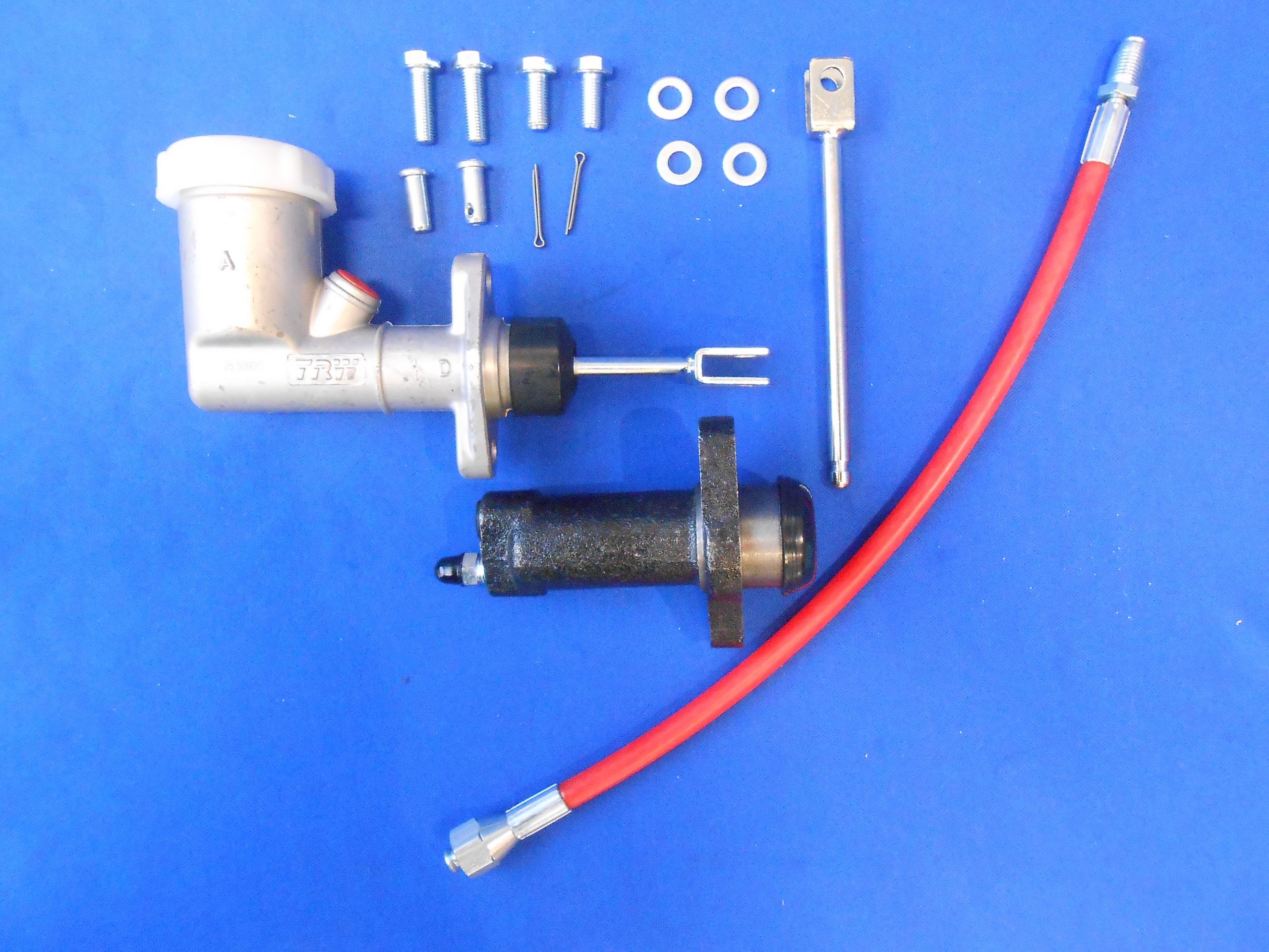 thumbnail image 2 of Triumph GT6 Vitesse 2.0L Girling Clutch Slave Cylinder - Free Shipping! 2 of 5
