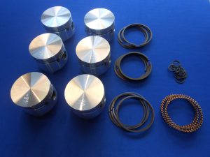 Piston Set +40" TR5-6