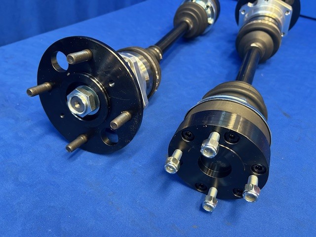 Stag CV Driveshaft & Hub (Pair) - Image 4
