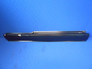 Outer Sill L/H TR4-6